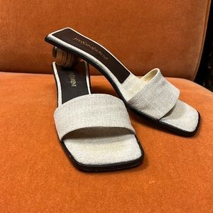 Yves Saint Laurent beige linen squares toed sandal 🌊👡